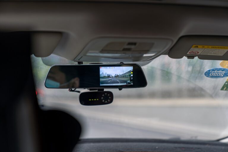 Harnessing Dashcams for Traffic Violation Defense: Benefits, Legalities, and Best Practices